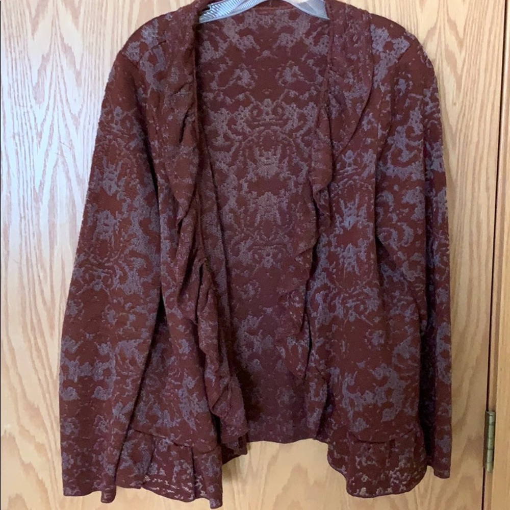 Chico sweater with ruffles